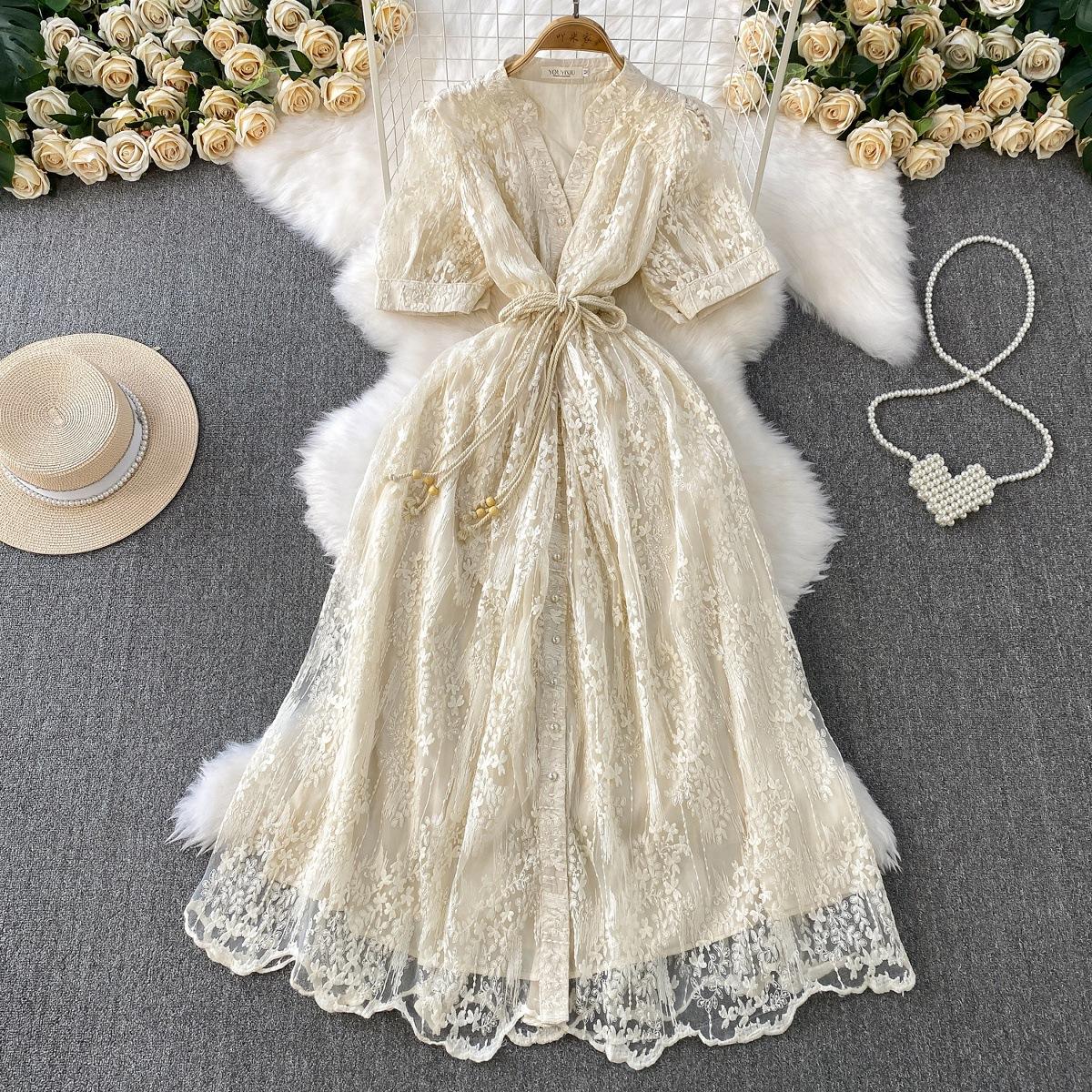 

Элегантное и стильное кружевное платье с V-образным вырезом и короткими рукавами для женщин, летнее платье принцессы, обтягивающее талию и утягивающее фигуру L абрикосовый