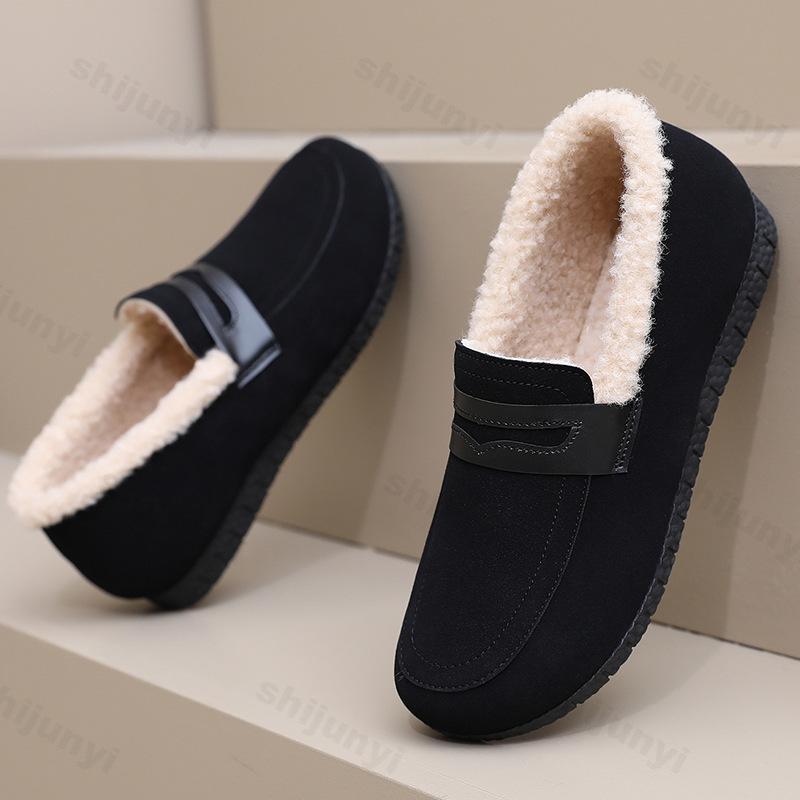 Women Shoes with Winter Velvet Cotton Shoes One Step On Warm and Non Slip for Mom Lightweight for Going Out 2025 New Flat Shoes