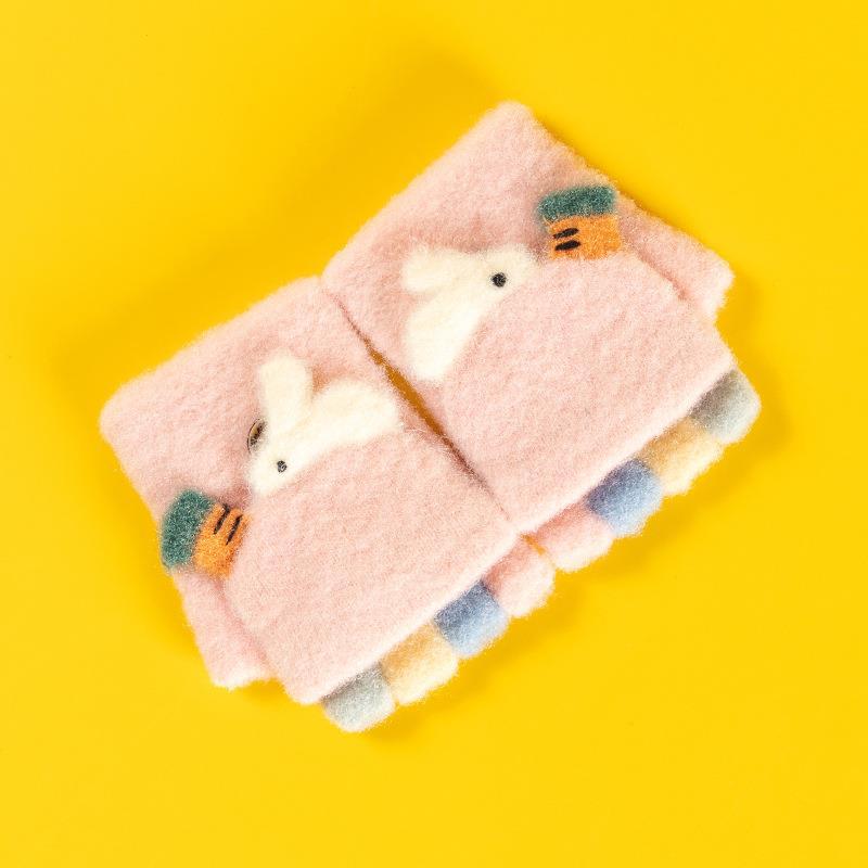 

Xuehuaxiu s new children s gloves 1-3 baby years old knitted embroidered cartoon cute flip half-finger gloves Little rabbit carrot 1-3 years old