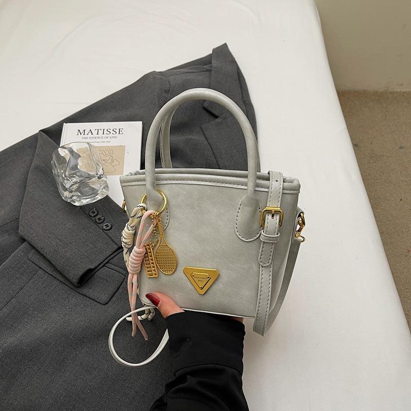 This year's popular retro bag women's large-capacity 2025 new spring and summer casual messenger bag portable bucket bag