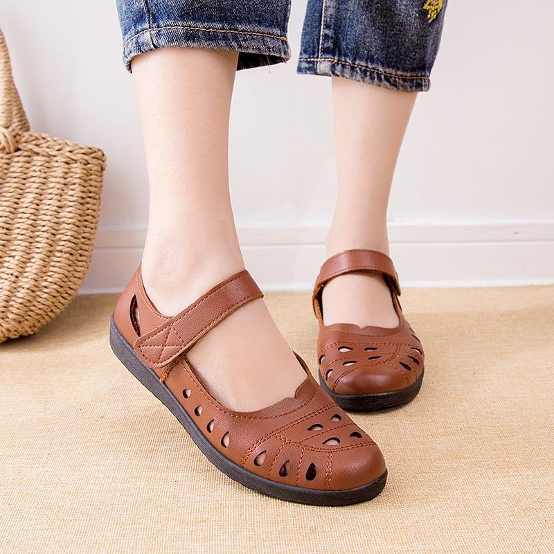 Baotou Hollow Soft-soled Shoes Single Shoes Spring Comfortable Flat-soled Women's Shoes Hole Leather Shoes Middle-aged and Old New Models