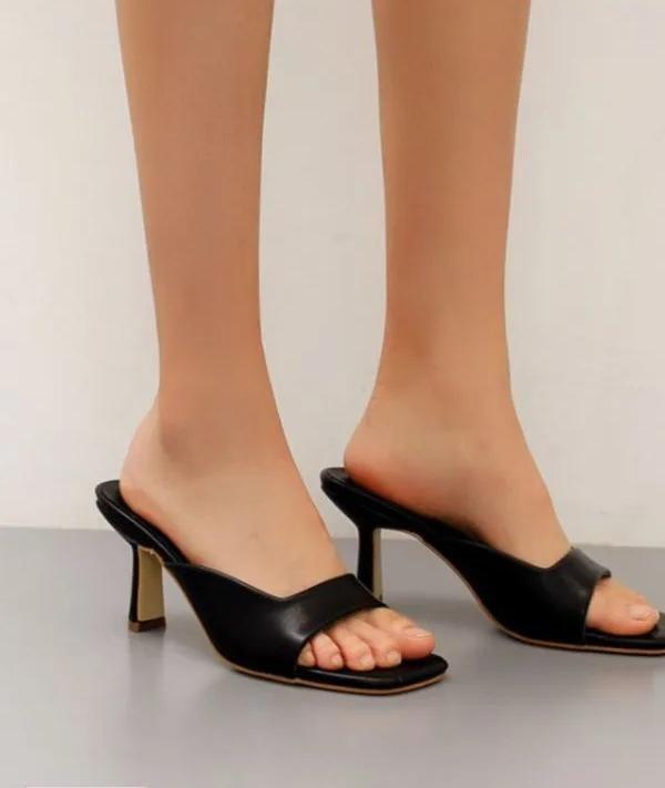 

Leather High Heel Sandals 41