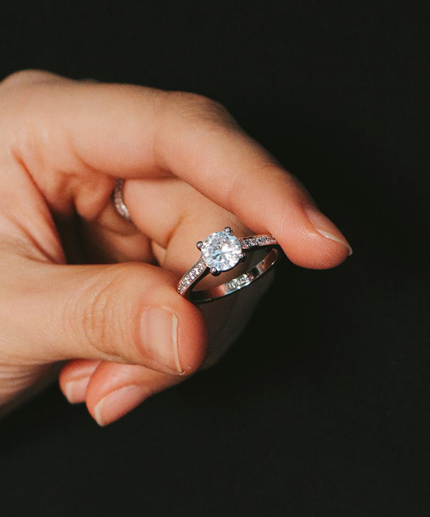 Smgt 4-Prong Solitaire Cubic Ring [Carat]