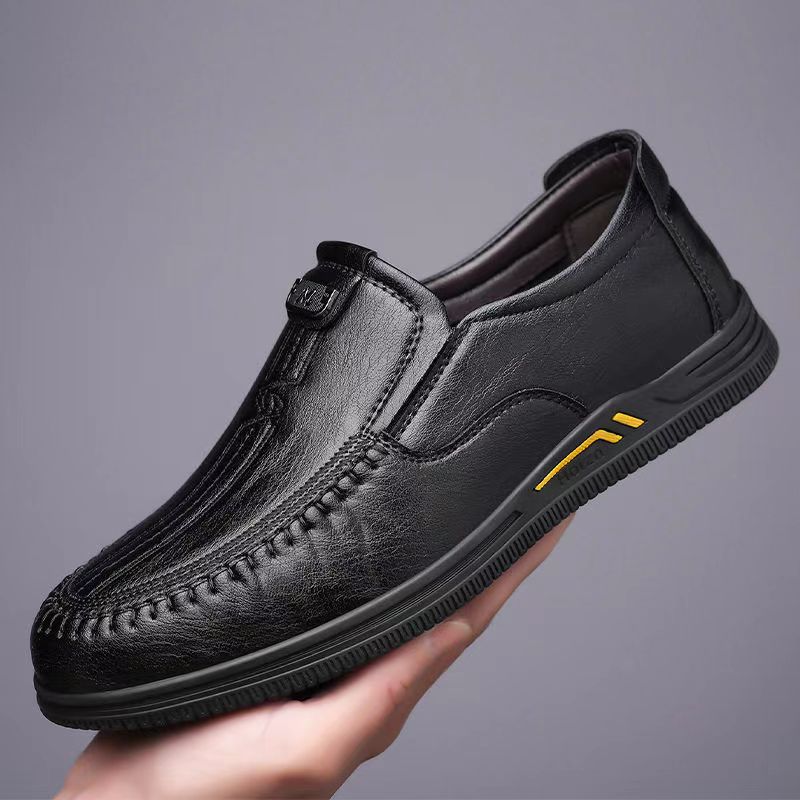 Summer Breathable Cowhide Designer Brand Men's Cowhide Lazy Bean Shoes New Men's Breathable Round Toe Soft Soled Loafers