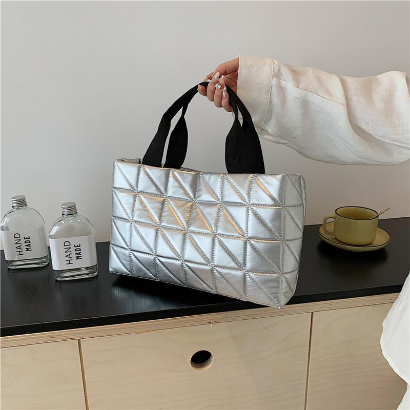 

Стеганая сумка-тоут из искусственной кожи, дизайнерская сумка с геометрическим узором, большая вместительная сумка-тоут для женщин, для работы, шопинга, путешествий серебряный