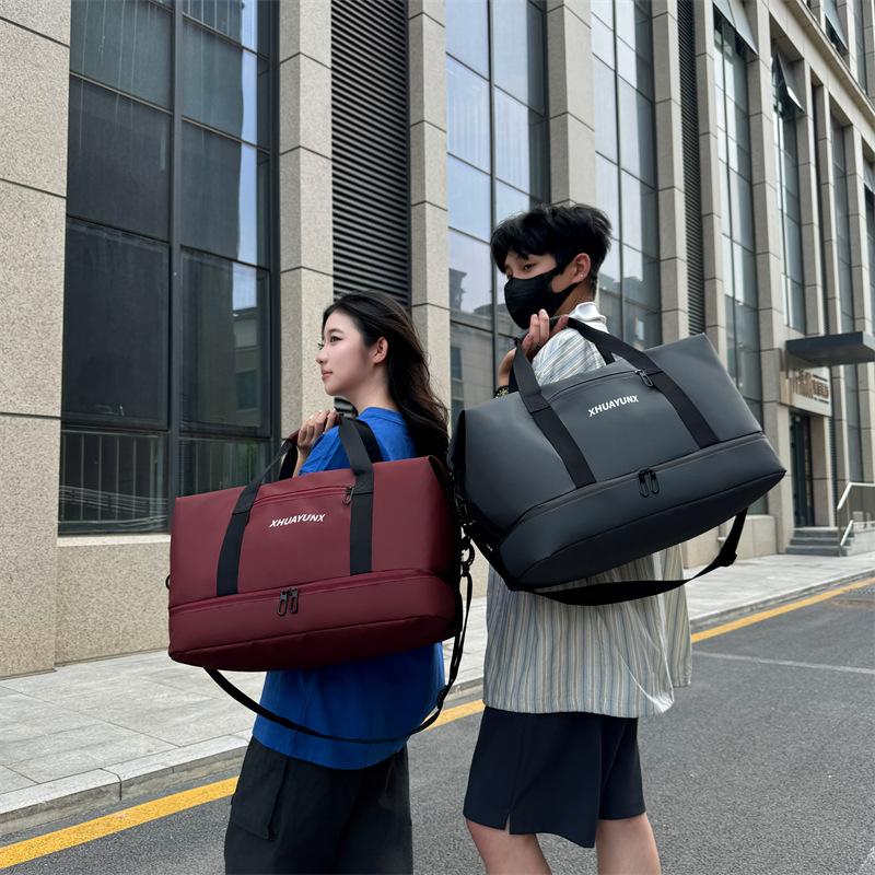 Large capacity portable swimming fitness bag with shoe compartment dry and wet separation yoga bag can be stored for short business trips travel bag