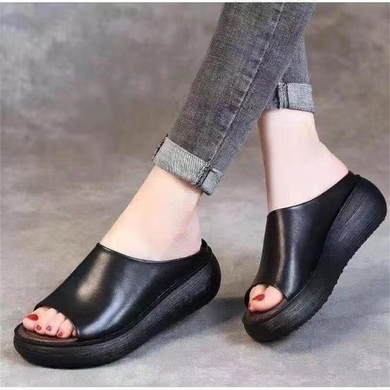 Summer retro casual large size cool slippers 35-43 size thick-soled one-word slippers wedge heel mother shoes wear half drag