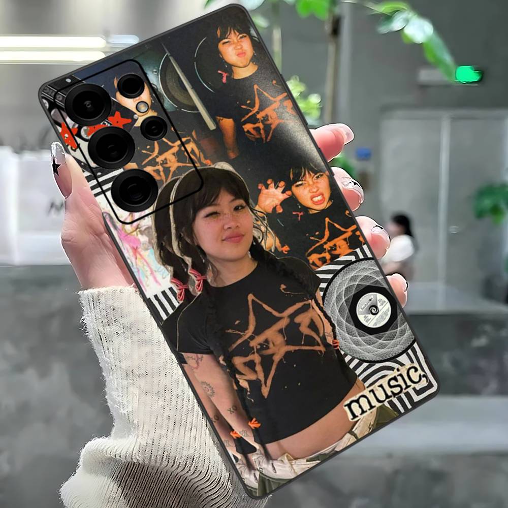 Popular Indie Singer B-Beabadoobee Phone Case For Samsung S 24 Fe 25 Ultra Plus 20 Lite 21 30 22 23 24 22 Ultra 5G Fundas