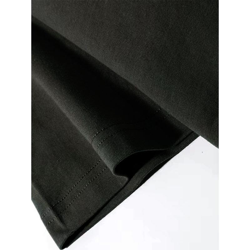 European Sizes Men's Vintage Tiger Print T-Shirt - Loose Fit Round Neck Tee with Tiger Paw & Stripe Graphic