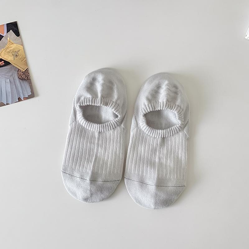 Zhuji Women's Non-Slip Low-Cut Smiley Face Socks - Invisible Heel-Proof Macaron Color Series