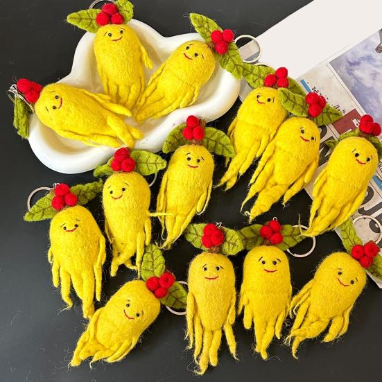 Felt Ginseng Keychain Handmade Wool Felt Ginseng Fruit Bag Charm with Leaves Soft