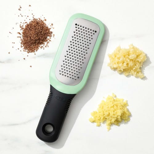 OXO Mini Ginger & Garlic Grater, Dishwasher and Dryer Safe, for Grating Ginger and Garlic