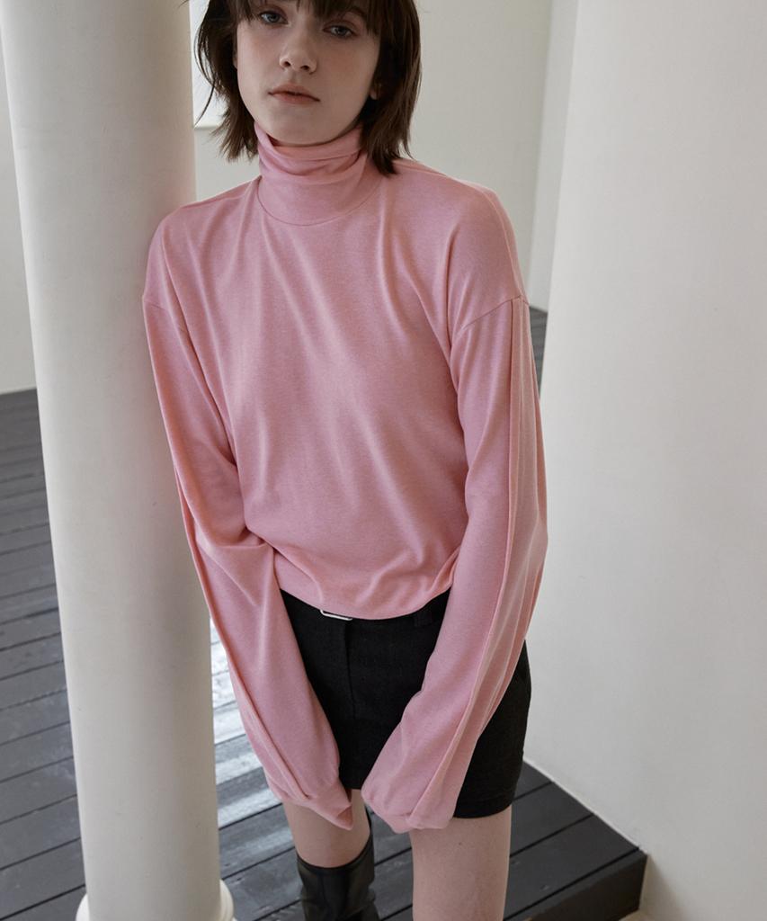 SIGREAT Loose Fit Wool Tencel Turtleneck T-Shirt_Pink