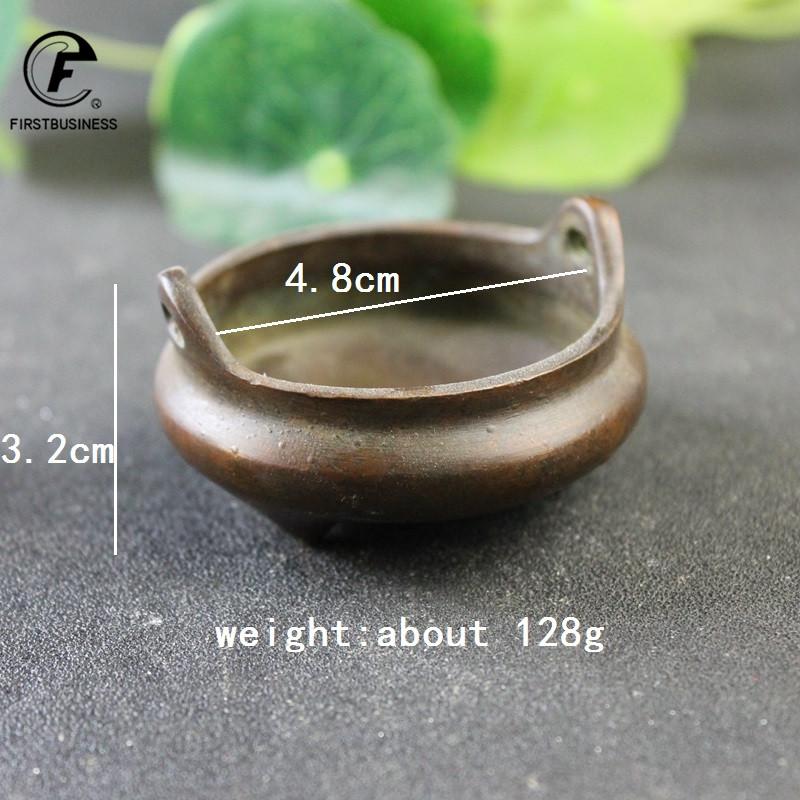 Vintage Brass Incense Burner Chinese Traditional Round Belly Three-legged Ming Xuande Furnace Office Desk Decor Ornaments