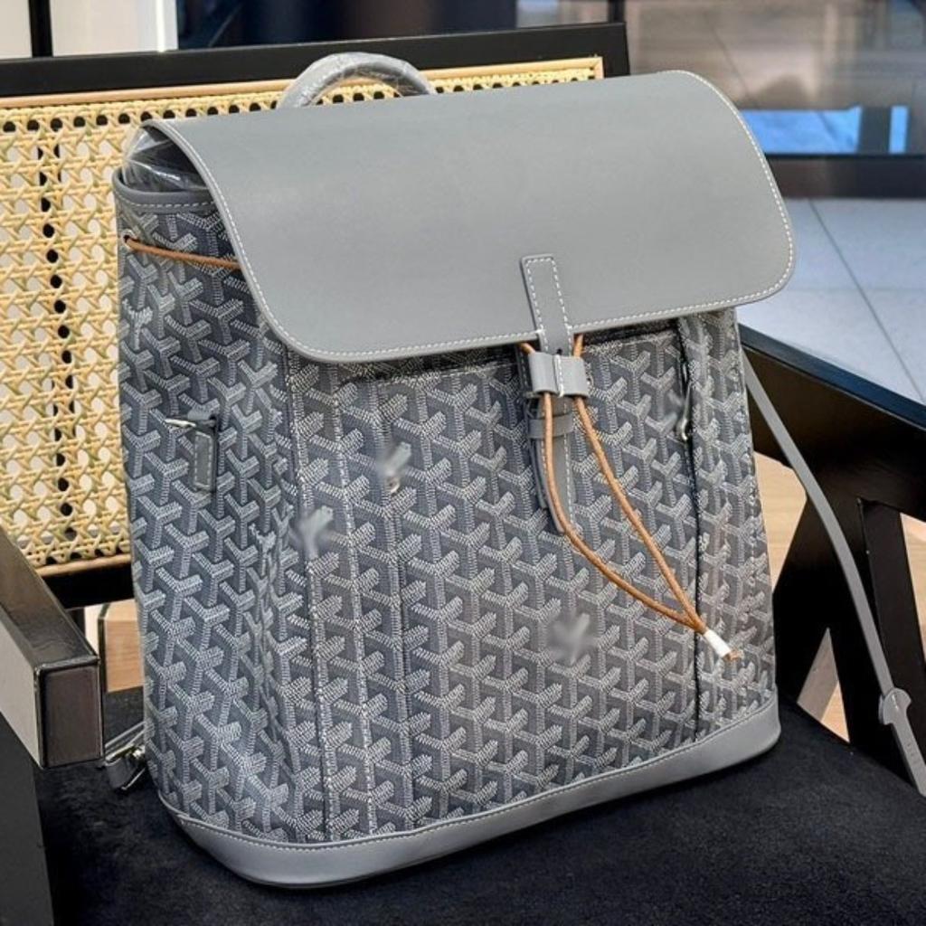 Rucksack mit großem Fassungsvermögen, Rucksack aus echtem Rindsleder für Arbeit & Reisen