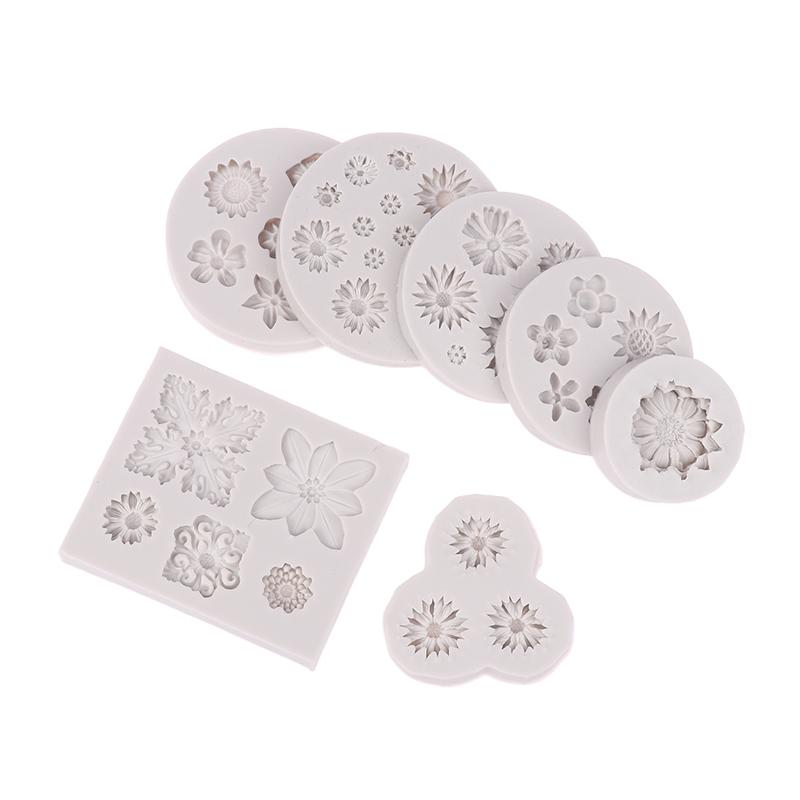 3D Mini Prästkrage Blomma Silikonform Diy Fondant Tårta Dekoreringsverktyg Bröllop Födelsedag Fest Choklad Godis Bakverk Bakform