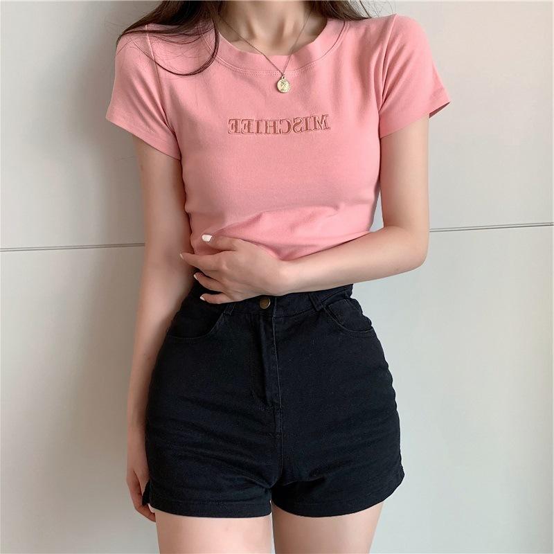 Letní korejská verze s výšivkou písmen, slim fit, krátký rukáv, tričko pro studentky, dámské oblečení pro zahraniční obchod, trendy