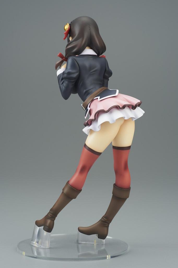 Požehnání této nádherné figurce KonoSuba v měřítku Yunyun, lakované z PVC, Božího světa!2 1/8