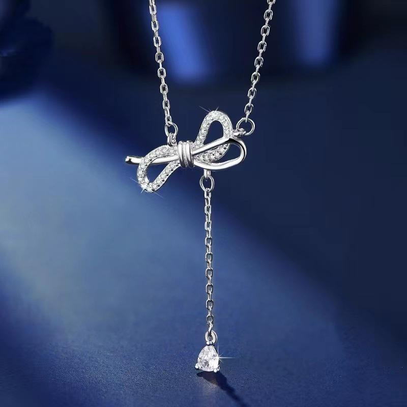 

Style Butterfly Korean Bow Sweater Chain With Asymmetrical Unique