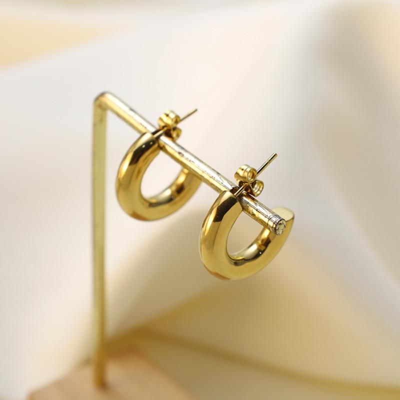 Round Pop Jewelry Stainless Steel Earrings High Sense Oval Ladies Electroplated Earrings