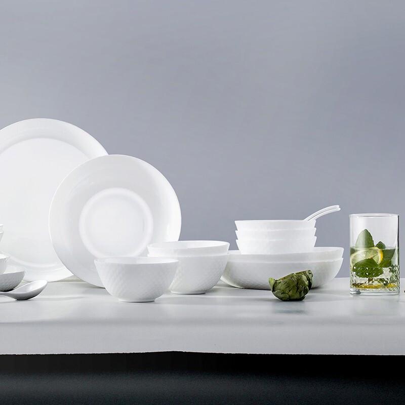 Luminarc Diamond Embossed 12-Piece Dinnerware Set