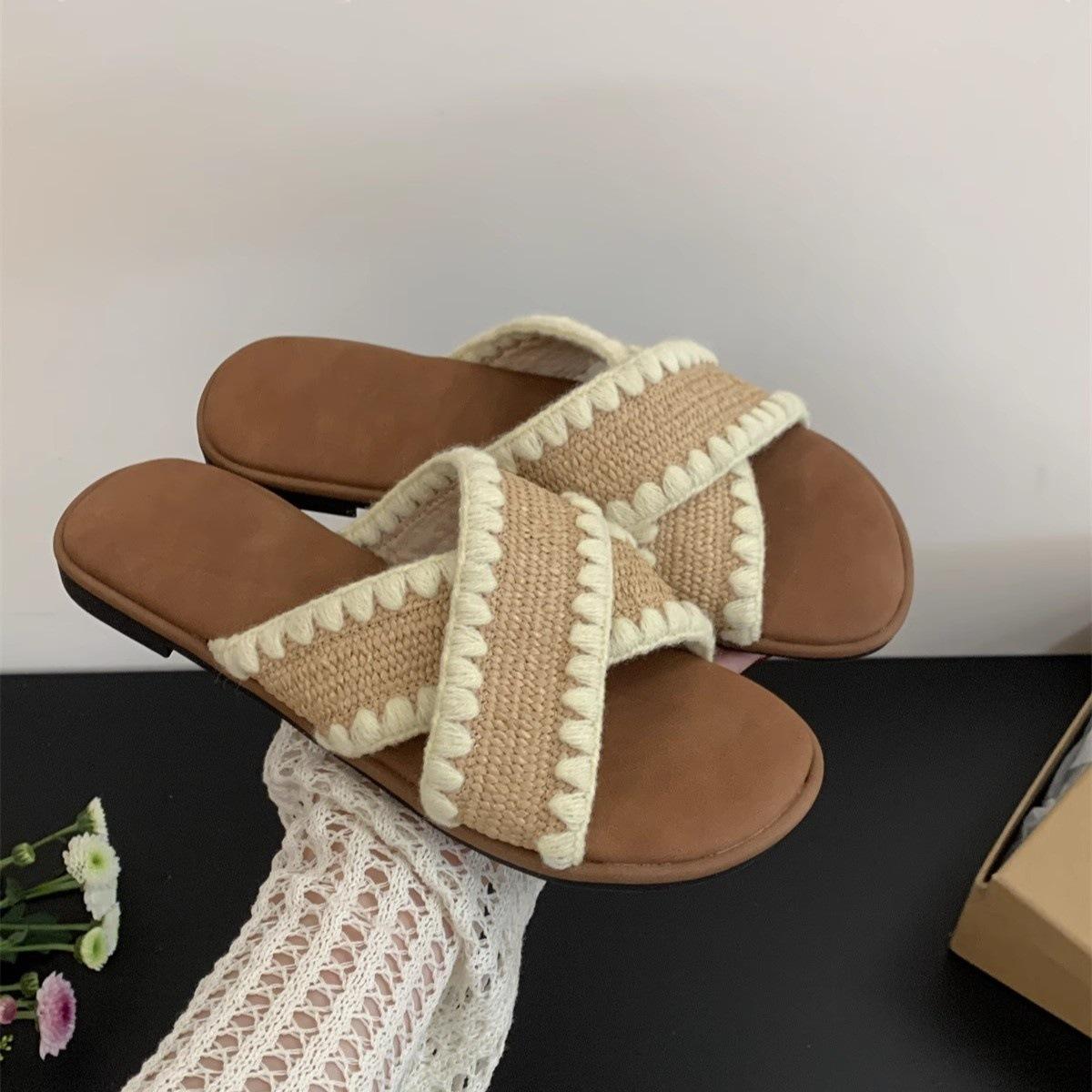 

Ethnic style woven cross-strapped open-toed flat-bottomed slippers for women s summer wear Bohemian seaside vacation beach sandals 40