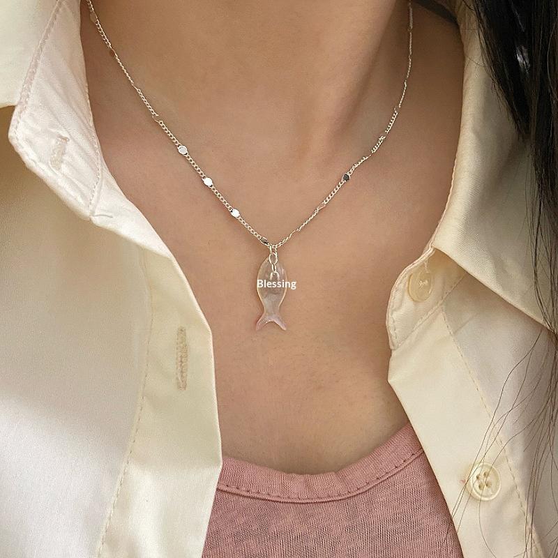 Elegant Fashion Small Fish Pendant Necklace Earrings Fashion Sweet Animal Clavicle Chain Necklace Jewelry Female Accessory Gift