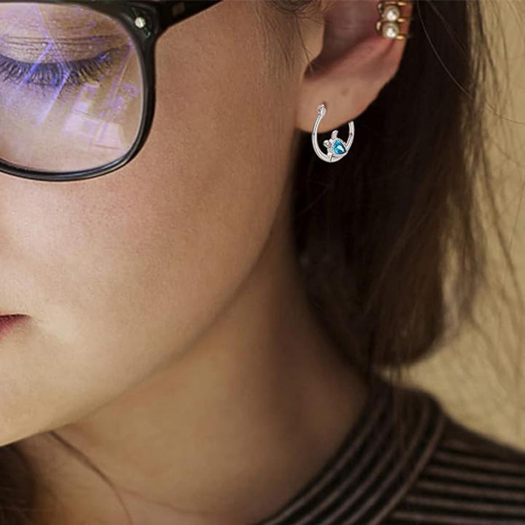 Niche Fashion Animal Design Sea Turtle Huggie Earrings
