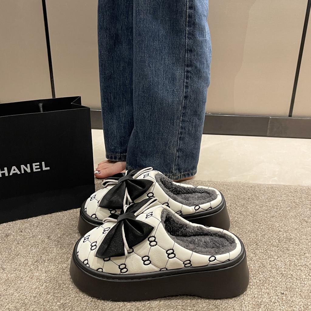 Dámské zimní domácí bavlněné pantofle ležérní plyšové módní nejteplejší domácí obuv měkké nadýchané pohodlí luxusní vnitřní pantofle velikost 36-41