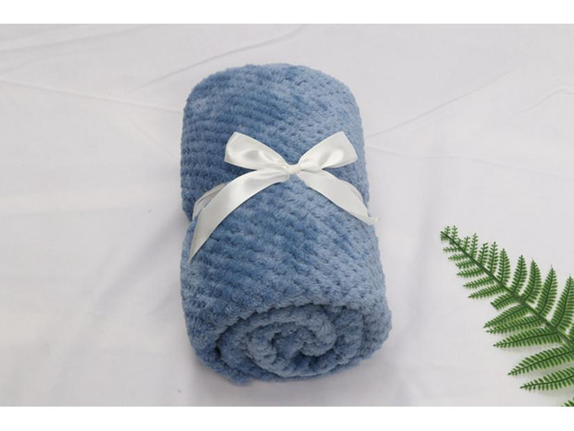 

Одеяло для домашних животных Farai Velvet: Универсальный коврик для собак и коралловое бархатное одеяло на все времена года M (70*100) дым/синий