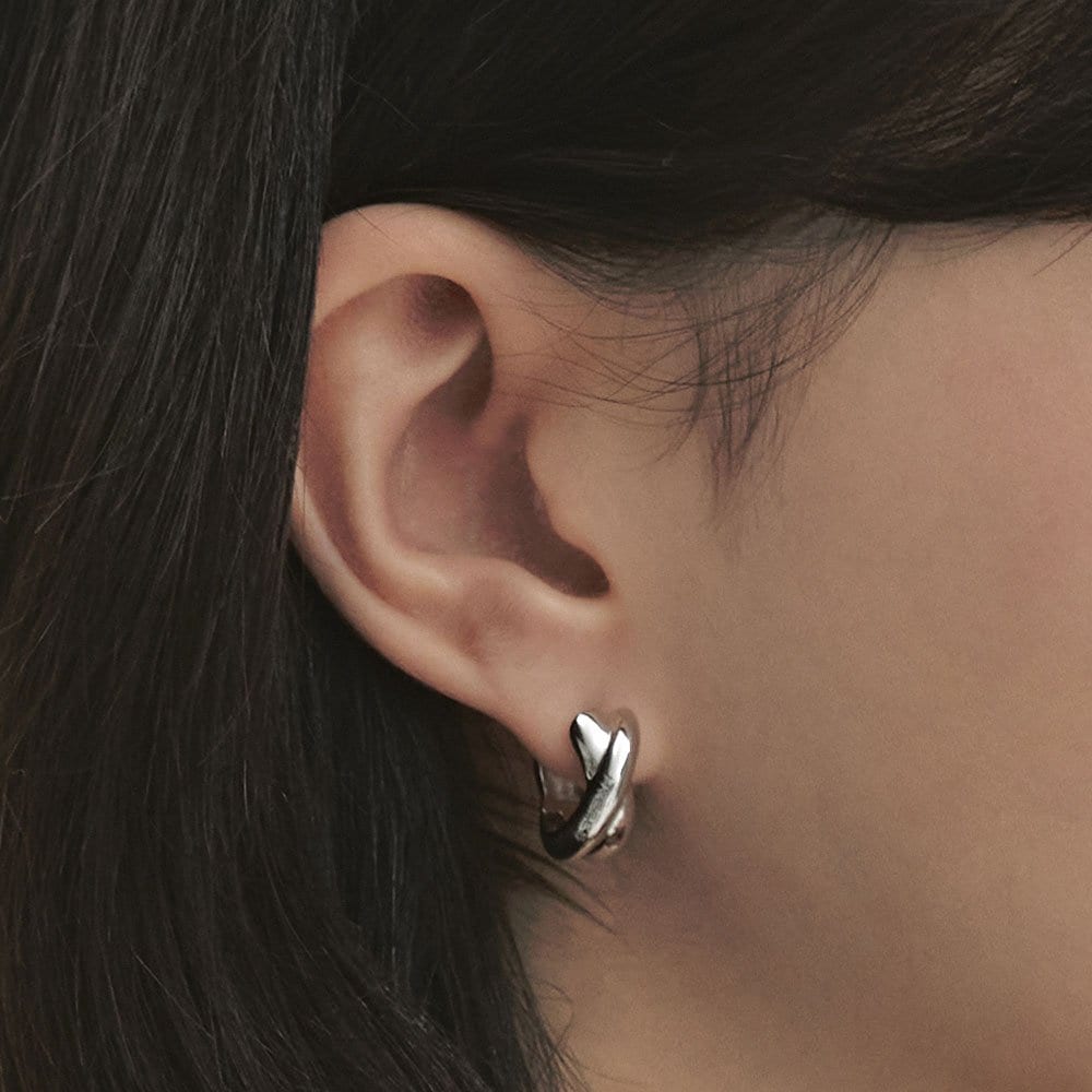 Subni Silver (W) Twist Chunky One-Touch Earrings Hl6E49646W9Xxx