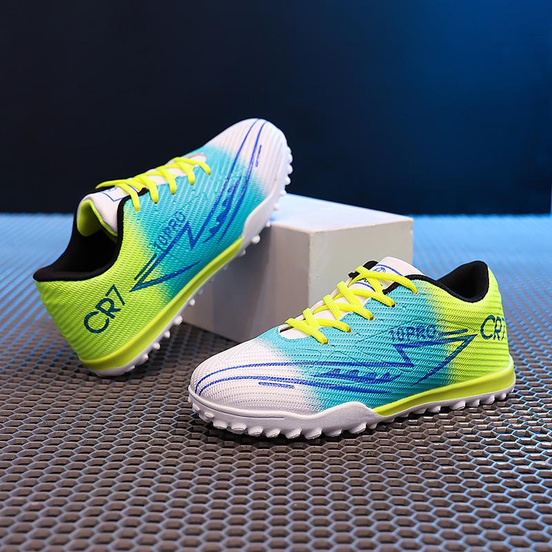 New men's and women's broken nails and laces, leather football shoes, youth training shoes, student long nails, sports shoes size 31