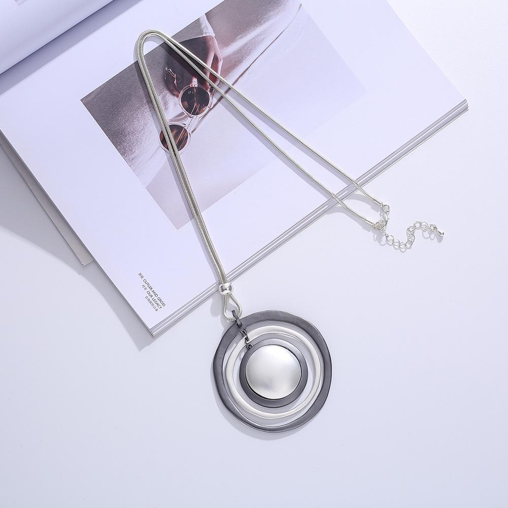 

Sweater Chain Long Chain Round Contrasting Color Retro Simple Women S High-End Pendant Necklace