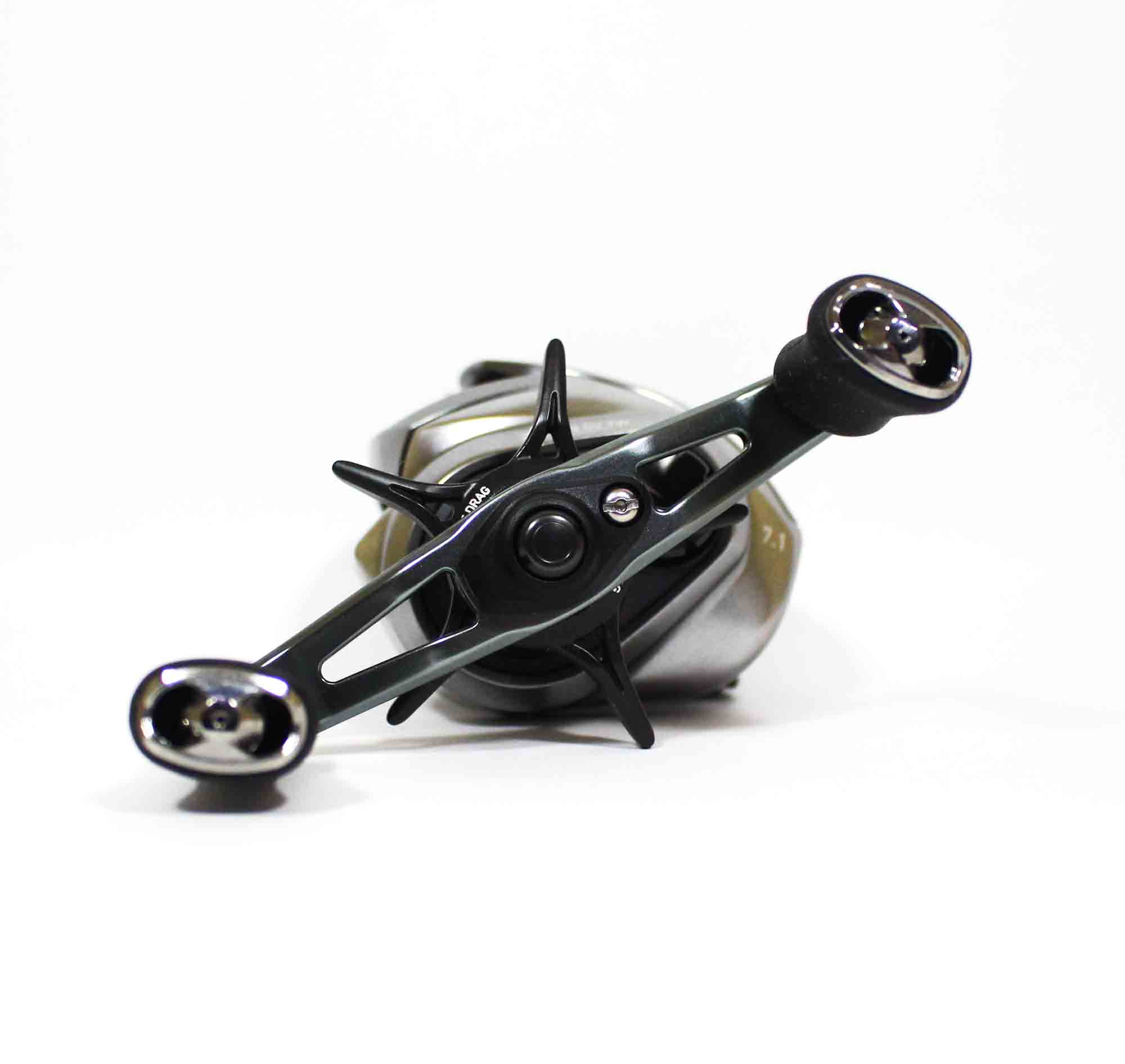

Катушка Daiwa Baitcast 21 Zillion SV TW 1000 HL, левая рука (2567)