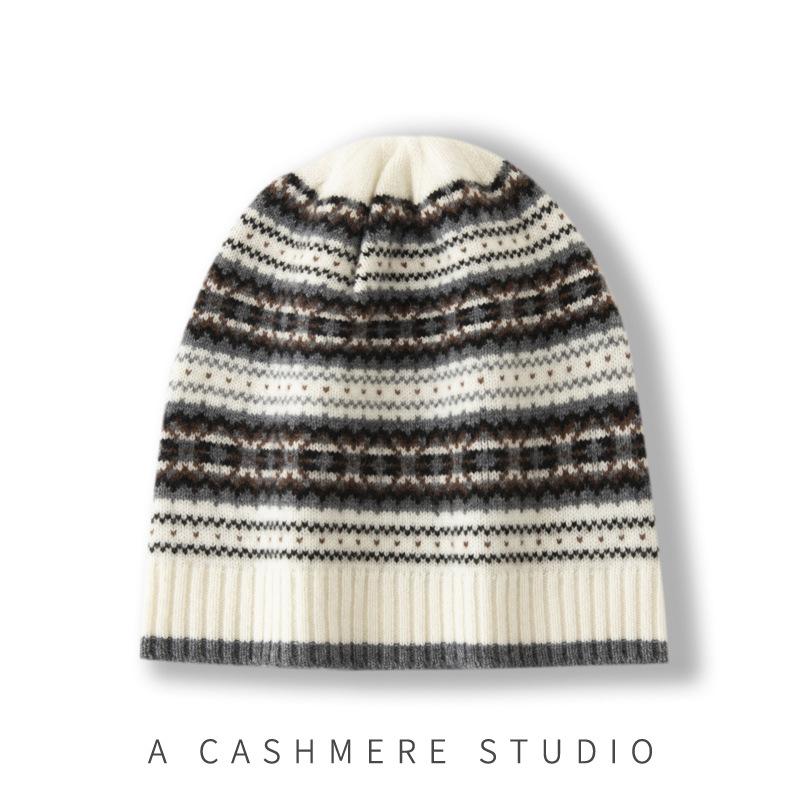 New Women's Knitted Hat Casual Color Blocked Cable Knitted Outdoor Warm and Thickened Ear Protection Cap