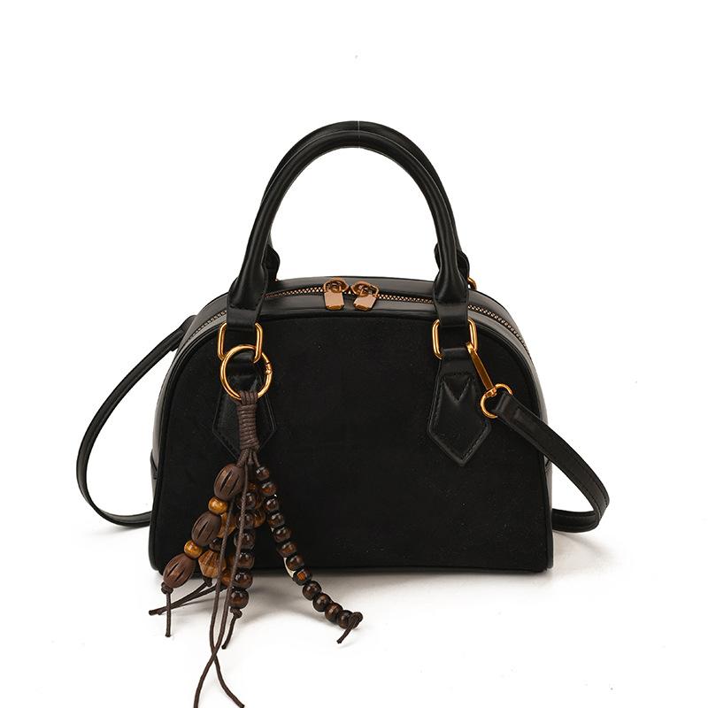 High value niche portable shoulder bag women's new fashion sense popular matte shell bag simple messenger bag