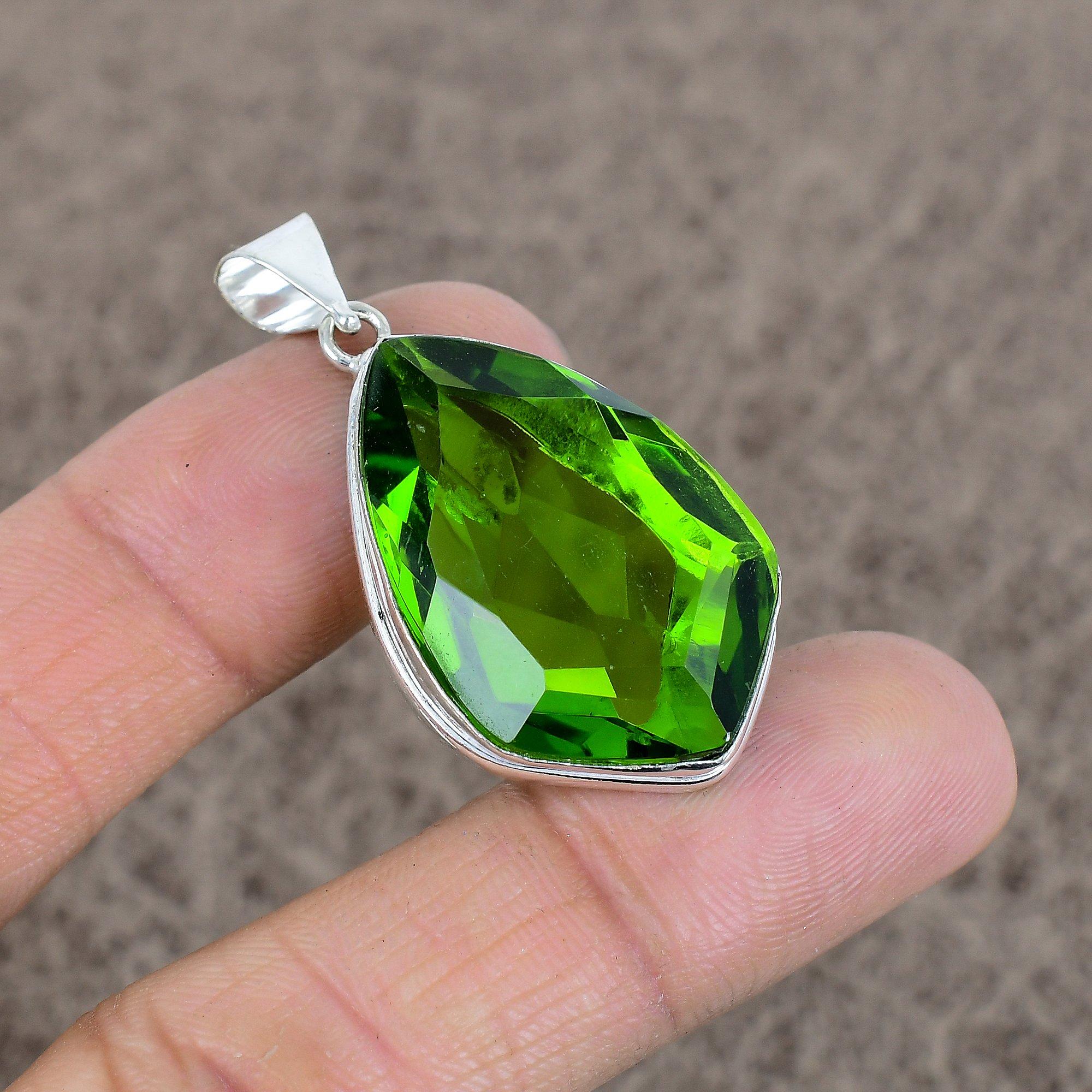 

Peridot Gemstone Handmade 925 Sterling Silver Jewelry Pendant 1.77 KKG-71