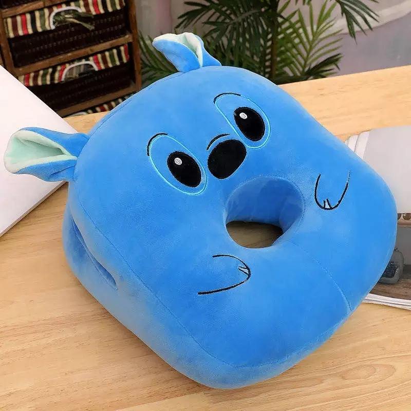 Großhandel Cartoon Puppe Handabdeckung Kissen Plüschtier Mittagspause kann eingreifen Nickerchen Bärenumarmung