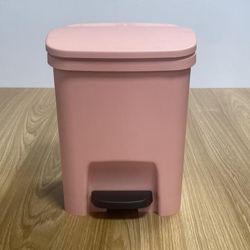 Pedal Plastic Trash Can