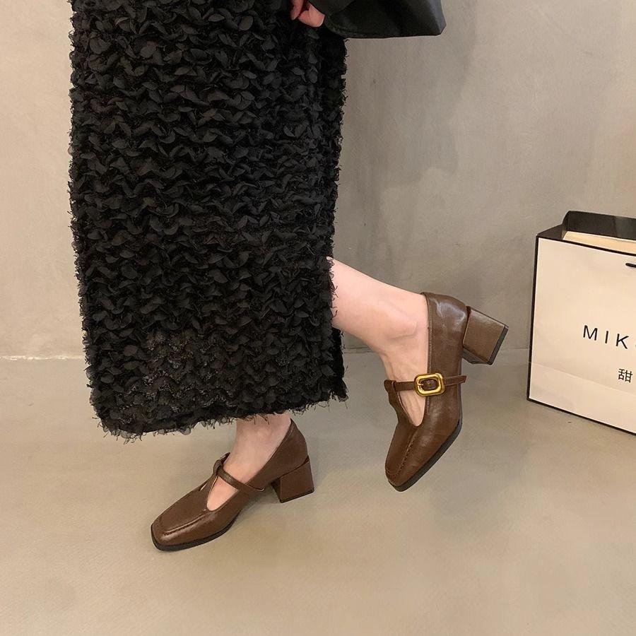 French single shoes women's light thick heel increase Mary Jane shoes women's 2025 autumn new temperament square head shallow mouth small leather shoe