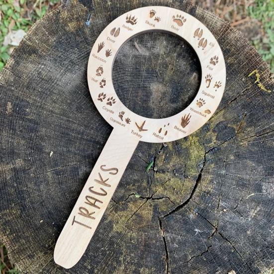 

Wooden Handheld Critter Identifier Animal Footprint Identification Guide Chart Kids Educational Animal Species Recognition Reference Board A