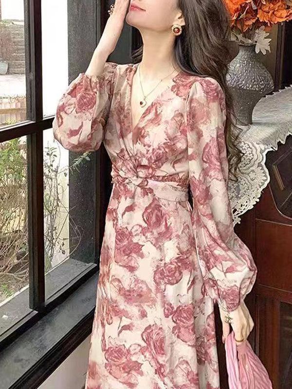 Elegant French Floral Print Cross Strap Dress for Women - Slimming Base Layer in Light Mature Style