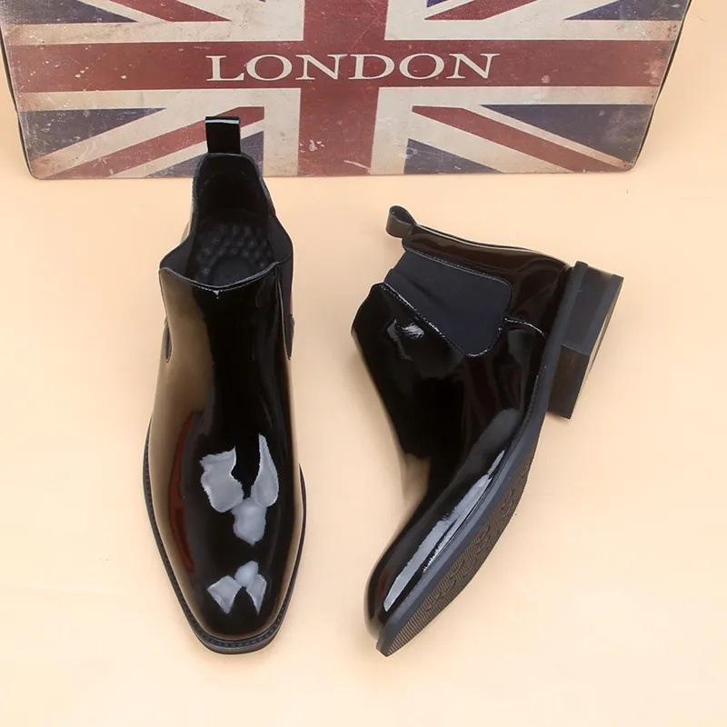 2025 Modetrend neue britische Herren High-Top Lederschuhe spitze Zehen und Füße Chelsea Kurzstiefel Friseur trendige Schuhe