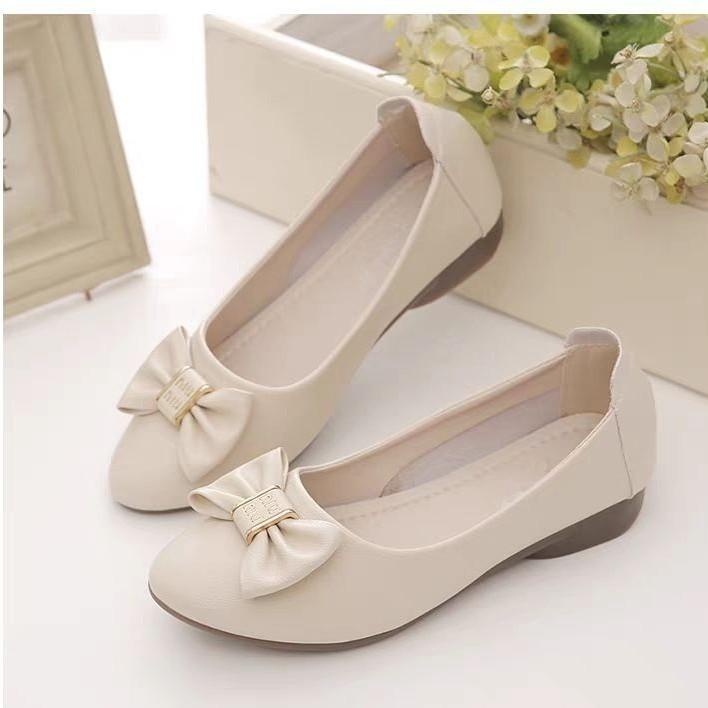 Soft Skin Shallow Mouth Single Shoes Women's Summer and Autumn 2025 New Bow Soft Sole Mother Shoes Are Not Tired
