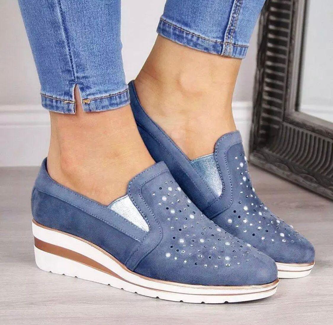 

2025 summer Amazon new rhinestone slope heel single shoes women s light flat lazy shoes large size medium heel women s shoes 43 світло-синій колір
