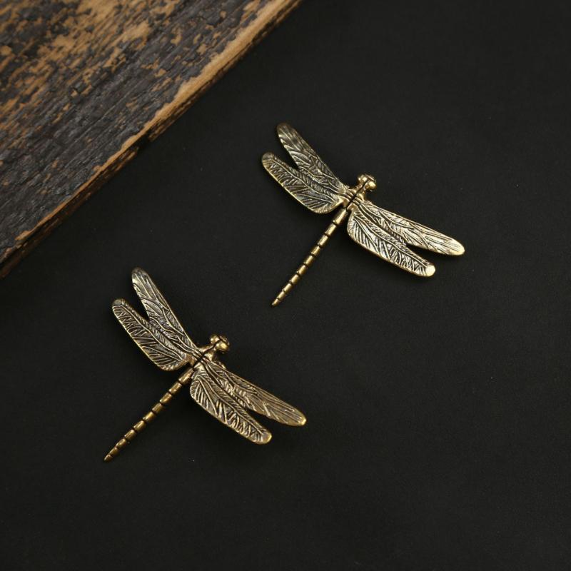 Brass Dragonfly Ornaments, Desktop for Home and Office Decoration, Tea-tasting Pet Handicrafts