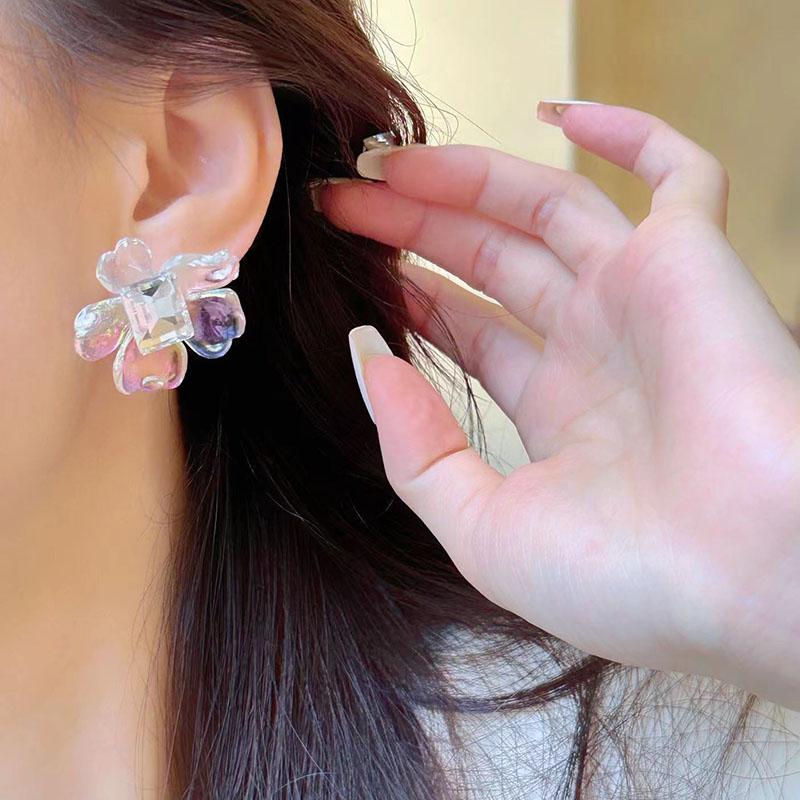 Fashion Colorful Flower Earrings For Women Elegant Imitation Pearl Stud Earrings Unique Design Brincos Wedding Jewelry Gifts