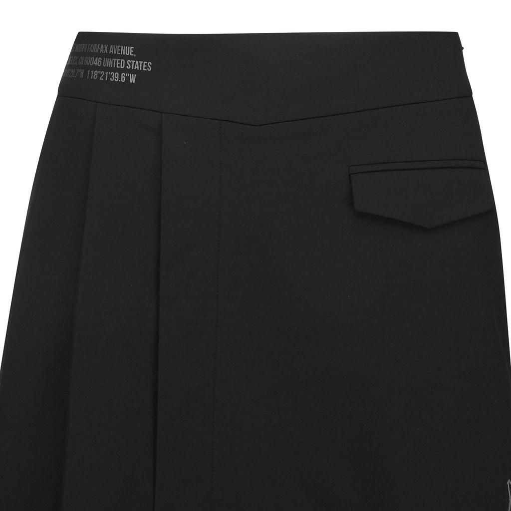 Anew Golf W Unbalanced Pleats Sq_Bk