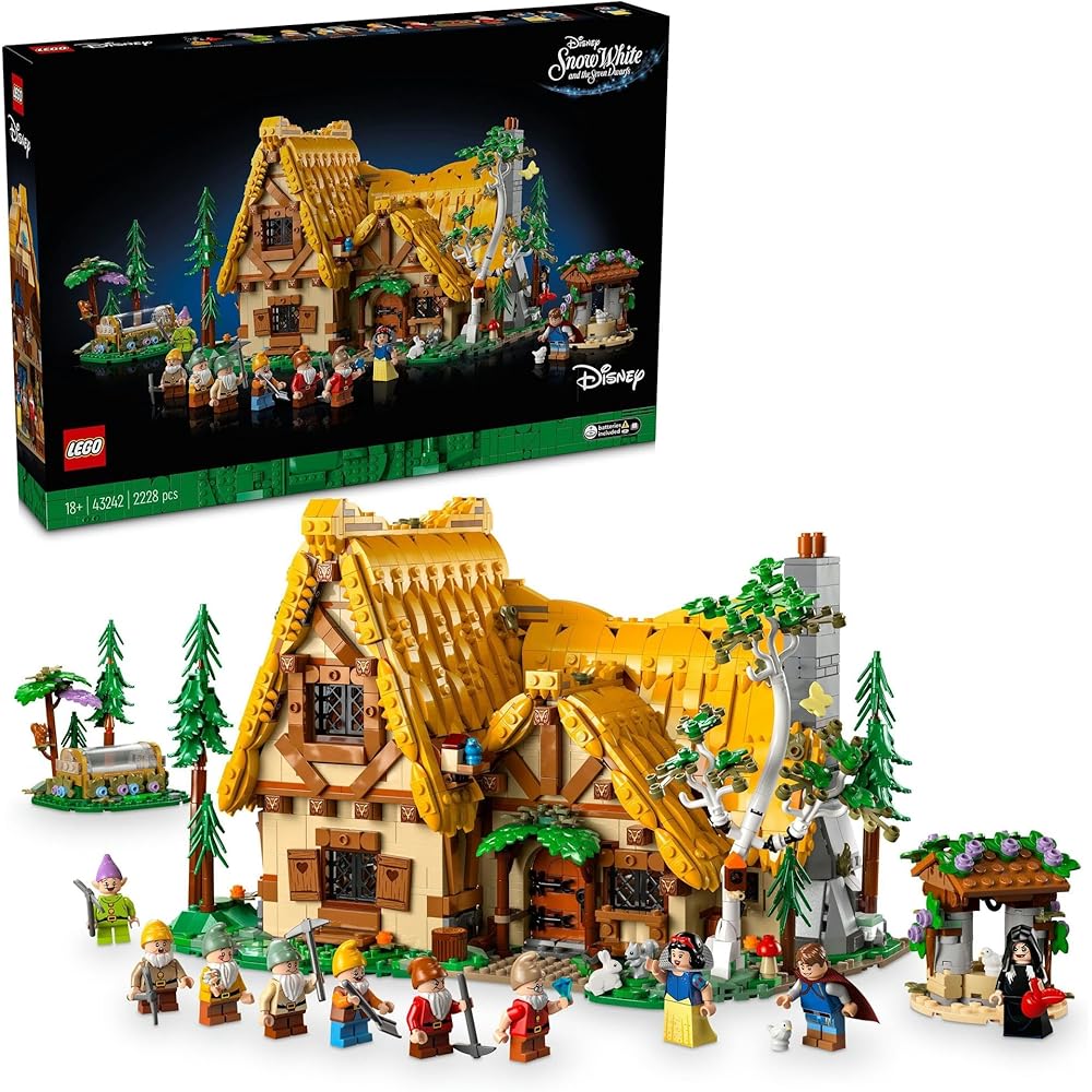 Конструктор LEGO Принцессы Диснея Белоснежка и Семь Гномов Лесной Домик, Строительные Блоки для Детей 43242