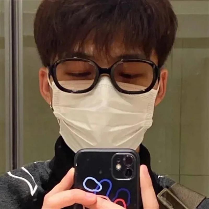 New High-Quality Square Men Women Sunglasses Fashion New Meter Nail Hip Hop Sun Glasses Retro Glasses For Female Male